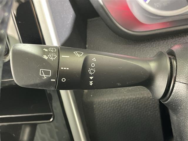 タンク カスタムＧ－Ｔ　純正７インチＳＤナビ　両側電動　スマートアシストＩＩ　バックカメラ　ＬＥＤ　ＥＴＣ　ＢＳＭ　ドラレコ　スマートキー　クルコン　純正１５インチＡＷ　アイドリングストップ　オートライト　スペアキー　保証書（12枚目）