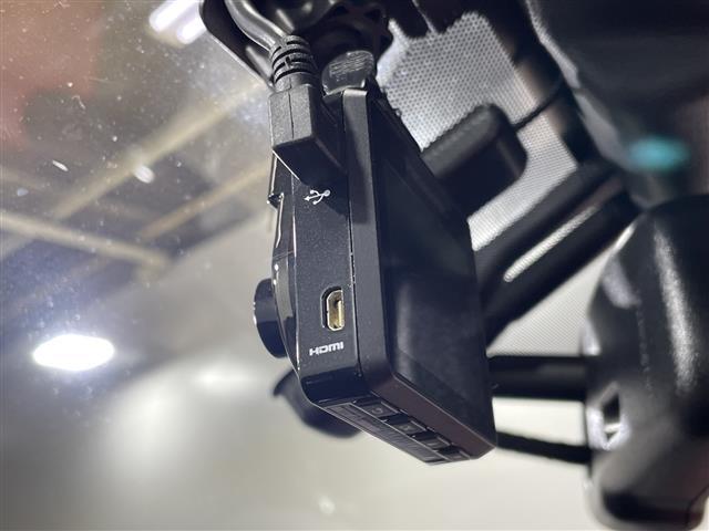 ロードスター Ｓスペシャルパッケージ　ワンオーナー　純正ナビ　レザーシートカバー付　ブラインドスポットモニター　バックカメラ　スペアキー１本　前側ドライブレコーダー　ＥＴＣ　純正フロアマット　ＬＥＤヘッドライト　オートライト　純正ＡＷ（4枚目）