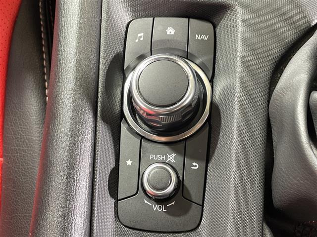 ロードスター Ｓスペシャルパッケージ　ワンオーナー　純正ナビ　レザーシートカバー付　ブラインドスポットモニター　バックカメラ　スペアキー１本　前側ドライブレコーダー　ＥＴＣ　純正フロアマット　ＬＥＤヘッドライト　オートライト　純正ＡＷ（15枚目）