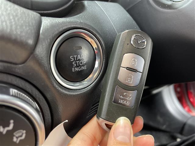 ロードスター Ｓスペシャルパッケージ　ワンオーナー　純正ナビ　レザーシートカバー付　ブラインドスポットモニター　バックカメラ　スペアキー１本　前側ドライブレコーダー　ＥＴＣ　純正フロアマット　ＬＥＤヘッドライト　オートライト　純正ＡＷ（21枚目）