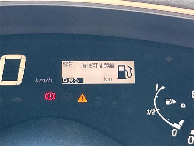 セレナ ハイウェイスター　Ｓ－ハイブリッド　純正ナビ　フリップダウンモニター　ブラインドスポットモニター　バックカメラ　クルーズコントロール　スペアキー１本　片側パワースライドドア　ビルトインＥＴＣ　スマートキー　純正１６インチアルミホイール（12枚目）