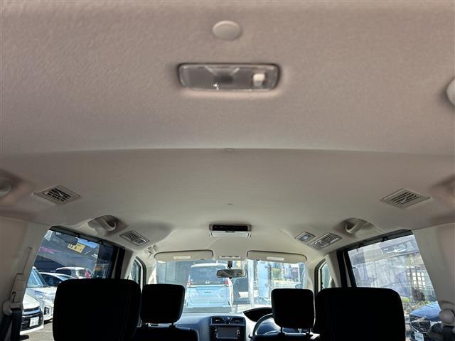 セレナ ハイウェイスター　Ｓ－ハイブリッド　純正ナビ　フリップダウンモニター　ブラインドスポットモニター　バックカメラ　クルーズコントロール　スペアキー１本　片側パワースライドドア　ビルトインＥＴＣ　スマートキー　純正１６インチアルミホイール（28枚目）