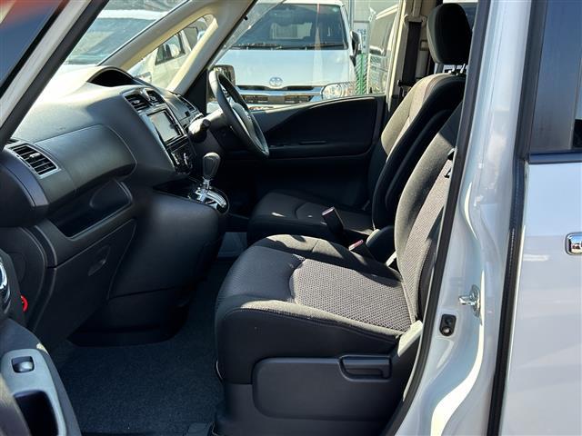 セレナ ハイウェイスター　Ｓ－ハイブリッド　純正ナビ　フリップダウンモニター　ブラインドスポットモニター　バックカメラ　クルーズコントロール　スペアキー１本　片側パワースライドドア　ビルトインＥＴＣ　スマートキー　純正１６インチアルミホイール（30枚目）