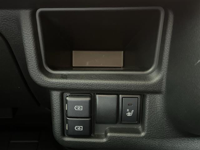 ワゴンＲスマイル ハイブリッドＸ　社外ナビ　両側パワースライドドア　全周囲カメラ　ヘッドアップディスプレイ　クルーズコントロール　運転席シートヒーター　コーナーセンサー　純正ラバーマット　純正ＬＥＤヘッドライト　オートライト（4枚目）