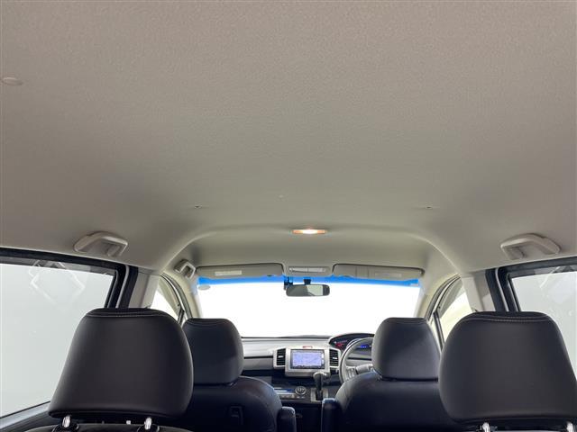 フリード Ｇ　エアロ　純正７インチインターナビ　片側パワースライドドア　バックカメラ　ＥＴＣ　スマートキー　ドライブレコーダー　純正１５インチＡＷ　純正フロアマット　ハーフレザーシート　スペアキー　取扱説明書　オートライト（26枚目）