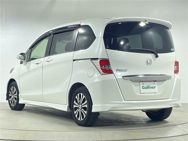 フリード Ｇ　エアロ　純正７インチインターナビ　片側パワースライドドア　バックカメラ　ＥＴＣ　スマートキー　ドライブレコーダー　純正１５インチＡＷ　純正フロアマット　ハーフレザーシート　スペアキー　取扱説明書　オートライト（33枚目）