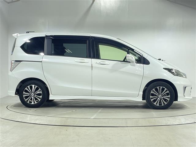 フリード Ｇ　エアロ　純正７インチインターナビ　片側パワースライドドア　バックカメラ　ＥＴＣ　スマートキー　ドライブレコーダー　純正１５インチＡＷ　純正フロアマット　ハーフレザーシート　スペアキー　取扱説明書　オートライト（36枚目）