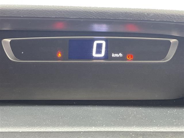 セレナ ハイウェイスターＧ　プロパイロット　純正８インチＳＤナビ　３６０°　両側電動　ハンズフリーオートスライドドア　後席モニター　ＥＴＣ　デジタルインナーミラー　ドラレコ　スマートキー　追従クルコン　純正１６インチＡＷ（12枚目）