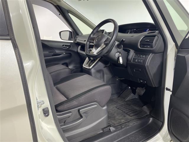 セレナ ハイウェイスターＧ　プロパイロット　純正８インチＳＤナビ　３６０°　両側電動　ハンズフリーオートスライドドア　後席モニター　ＥＴＣ　デジタルインナーミラー　ドラレコ　スマートキー　追従クルコン　純正１６インチＡＷ（21枚目）