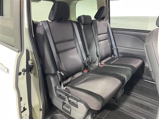 セレナ ハイウェイスターＧ　プロパイロット　純正８インチＳＤナビ　３６０°　両側電動　ハンズフリーオートスライドドア　後席モニター　ＥＴＣ　デジタルインナーミラー　ドラレコ　スマートキー　追従クルコン　純正１６インチＡＷ（22枚目）