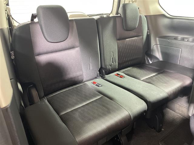 セレナ ハイウェイスターＧ　プロパイロット　純正８インチＳＤナビ　３６０°　両側電動　ハンズフリーオートスライドドア　後席モニター　ＥＴＣ　デジタルインナーミラー　ドラレコ　スマートキー　追従クルコン　純正１６インチＡＷ（23枚目）