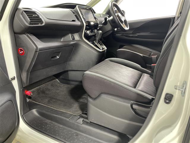 セレナ ハイウェイスターＧ　プロパイロット　純正８インチＳＤナビ　３６０°　両側電動　ハンズフリーオートスライドドア　後席モニター　ＥＴＣ　デジタルインナーミラー　ドラレコ　スマートキー　追従クルコン　純正１６インチＡＷ（27枚目）