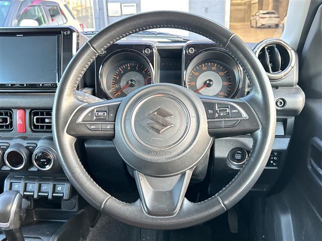 ジムニー ＸＣ　８型ナビ　フルセグＴＶ　Ｂｌｕｅｔｏｏｔｈ対応　バックカメラ　デジタルインナーミラー　ドライブレコーダー　シートヒーター　純正ＬＥＤランプ　フォグランプ　純正１６インチＡＷ　スズキセーフティサポート（8枚目）
