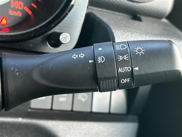 ジムニー ＸＣ　８型ナビ　フルセグＴＶ　Ｂｌｕｅｔｏｏｔｈ対応　バックカメラ　デジタルインナーミラー　ドライブレコーダー　シートヒーター　純正ＬＥＤランプ　フォグランプ　純正１６インチＡＷ　スズキセーフティサポート（13枚目）
