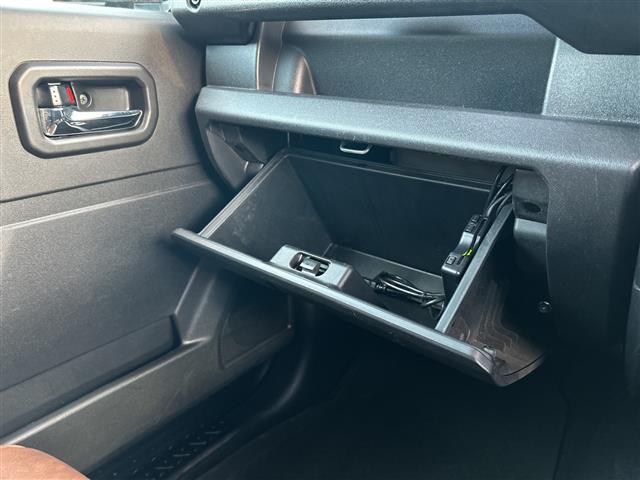 ジムニー ＸＣ　８型ナビ　フルセグＴＶ　Ｂｌｕｅｔｏｏｔｈ対応　バックカメラ　デジタルインナーミラー　ドライブレコーダー　シートヒーター　純正ＬＥＤランプ　フォグランプ　純正１６インチＡＷ　スズキセーフティサポート（20枚目）
