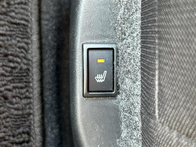 ソリオ ハイブリッドＭＸ　社外ナビ　両側パワースライドドア　クルーズコントロール　運転席シートヒーター　スペアキー１本　ＥＴＣ　バックカメラ　純正フロアマット　ＬＥＤヘッドライト　オートライト　衝突被害軽減システム（6枚目）