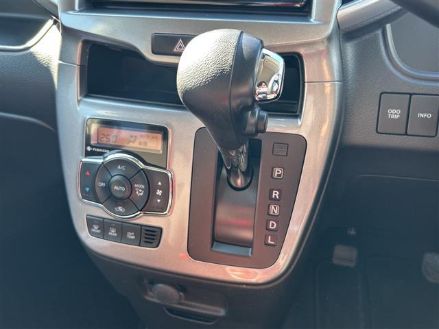 ソリオ ハイブリッドＭＸ　社外ナビ　両側パワースライドドア　クルーズコントロール　運転席シートヒーター　スペアキー１本　ＥＴＣ　バックカメラ　純正フロアマット　ＬＥＤヘッドライト　オートライト　衝突被害軽減システム（18枚目）