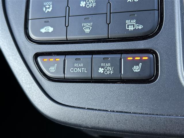 ステップワゴン e:HEVスパーダ プレミアムライン 純正11.4インチナビ 後席モニター ホンダセンシング 全周囲カメラ 電動リアゲート 両側パワースライドドア BSM オットマン ワンオーナー クルーズコントロール コーナーセンサー 純正AW(5枚目)