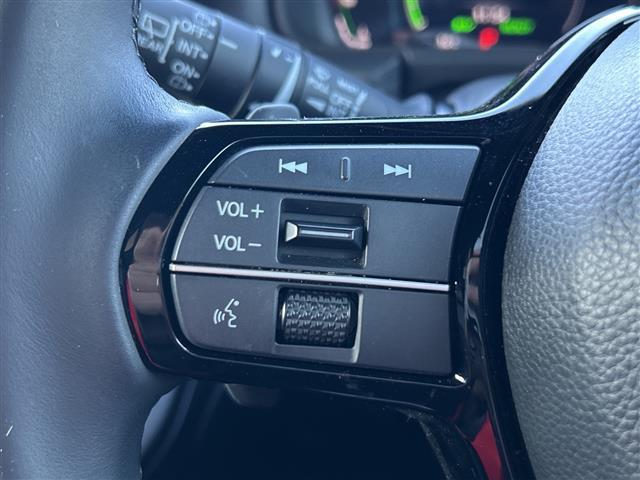 ステップワゴン e:HEVスパーダ プレミアムライン 純正11.4インチナビ 後席モニター ホンダセンシング 全周囲カメラ 電動リアゲート 両側パワースライドドア BSM オットマン ワンオーナー クルーズコントロール コーナーセンサー 純正AW(10枚目)