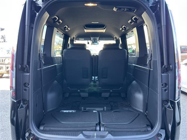 ステップワゴン e:HEVスパーダ プレミアムライン 純正11.4インチナビ 後席モニター ホンダセンシング 全周囲カメラ 電動リアゲート 両側パワースライドドア BSM オットマン ワンオーナー クルーズコントロール コーナーセンサー 純正AW(27枚目)