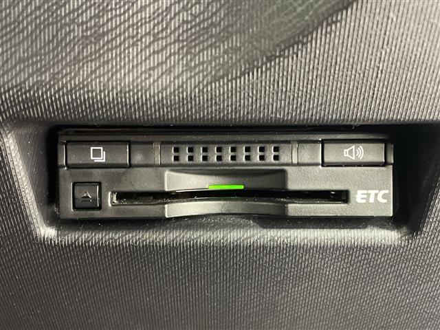 アクア S 純正SDナビ バックカメラ スマートキー ビルトインETC スマートキー プッシュスタート オートライト 純正フロアマット ドアバイザー フォグランプ 取扱説明書 フルセグ Bluetooth(9枚目)