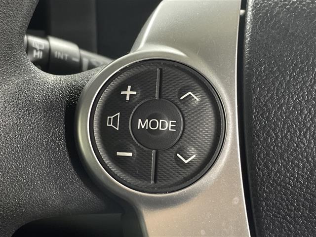 アクア S 純正SDナビ バックカメラ スマートキー ビルトインETC スマートキー プッシュスタート オートライト 純正フロアマット ドアバイザー フォグランプ 取扱説明書 フルセグ Bluetooth(11枚目)