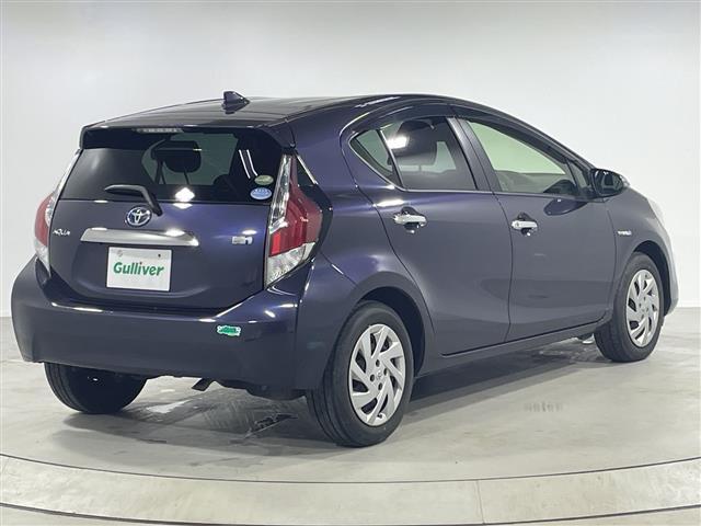 アクア S 純正SDナビ バックカメラ スマートキー ビルトインETC スマートキー プッシュスタート オートライト 純正フロアマット ドアバイザー フォグランプ 取扱説明書 フルセグ Bluetooth(35枚目)