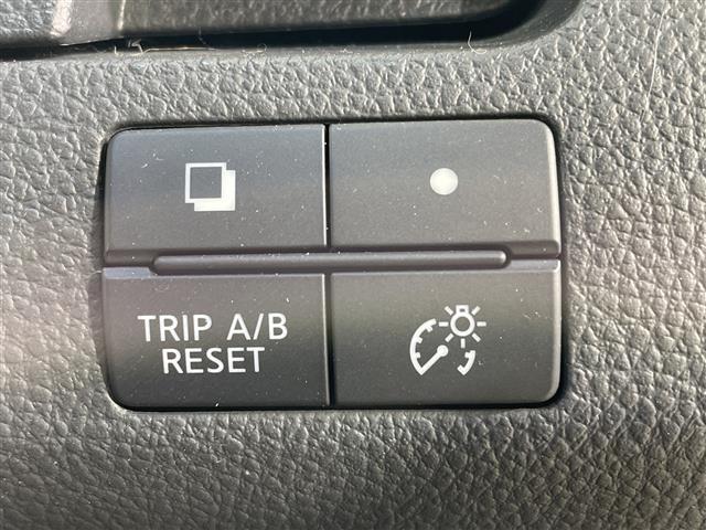 セレナ ハイウェイスターＧ　Ｓ－ハイブリッド　純正ナビ　片側電動　クルコン　ドラレコ前後　スマートキー　クルコン　１６インチＡＷ　オートライト　エマージェンシーブレーキ　横滑り防止装置　スペアキー　フルセグ　アイドリングストップ　プッシュスタート（16枚目）