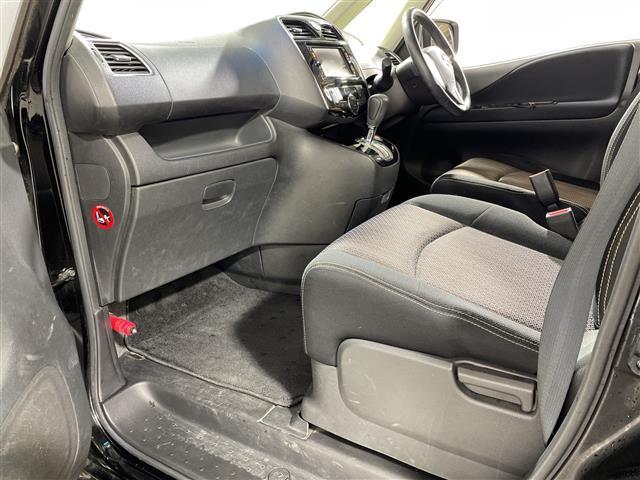 セレナ ハイウェイスターＧ　Ｓ－ハイブリッド　純正ナビ　片側電動　クルコン　ドラレコ前後　スマートキー　クルコン　１６インチＡＷ　オートライト　エマージェンシーブレーキ　横滑り防止装置　スペアキー　フルセグ　アイドリングストップ　プッシュスタート（28枚目）