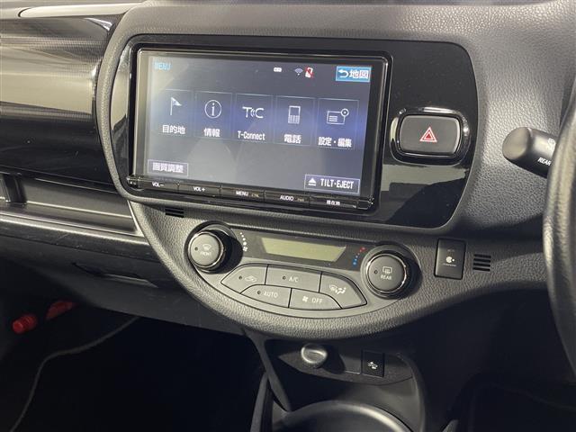 ヴィッツ ハイブリッドＵ　純正ナビ　バックカメラ　セーフティセンスＣ　シートヒーター　クルーズコントロール　ＥＴＣ　前方ドライブレコーダー　衝突被害軽減ブレーキ　プッシュスタート　スマートキー　オートライト　プッシュスタート（15枚目）