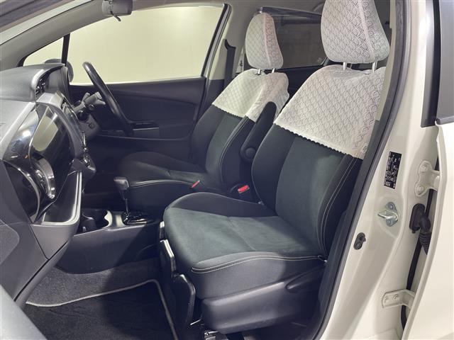 ヴィッツ ハイブリッドＵ　純正ナビ　バックカメラ　セーフティセンスＣ　シートヒーター　クルーズコントロール　ＥＴＣ　前方ドライブレコーダー　衝突被害軽減ブレーキ　プッシュスタート　スマートキー　オートライト　プッシュスタート（30枚目）