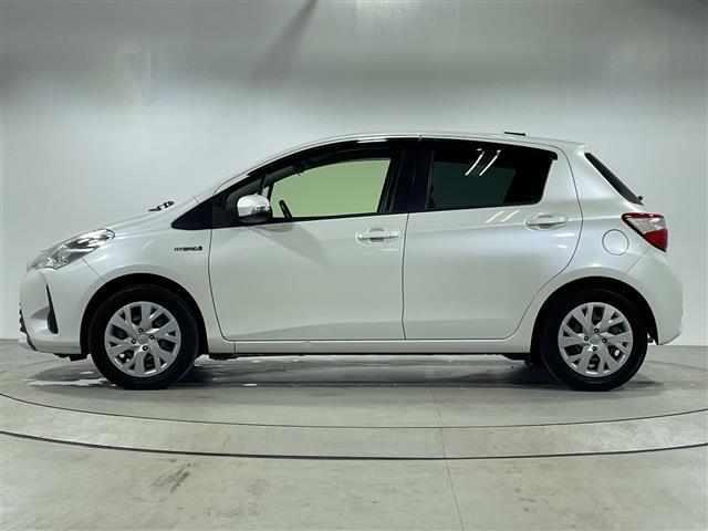 ヴィッツ ハイブリッドＵ　純正ナビ　バックカメラ　セーフティセンスＣ　シートヒーター　クルーズコントロール　ＥＴＣ　前方ドライブレコーダー　衝突被害軽減ブレーキ　プッシュスタート　スマートキー　オートライト　プッシュスタート（34枚目）