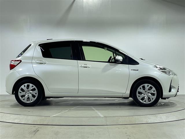 ヴィッツ ハイブリッドＵ　純正ナビ　バックカメラ　セーフティセンスＣ　シートヒーター　クルーズコントロール　ＥＴＣ　前方ドライブレコーダー　衝突被害軽減ブレーキ　プッシュスタート　スマートキー　オートライト　プッシュスタート（38枚目）