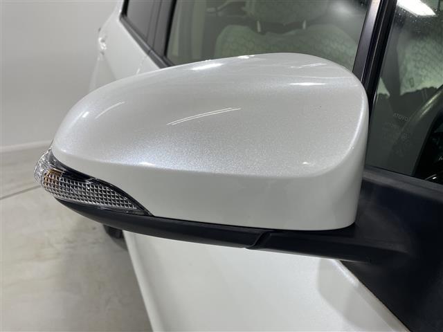 ヴィッツ ハイブリッドＵ　純正ナビ　バックカメラ　セーフティセンスＣ　シートヒーター　クルーズコントロール　ＥＴＣ　前方ドライブレコーダー　衝突被害軽減ブレーキ　プッシュスタート　スマートキー　オートライト　プッシュスタート（41枚目）