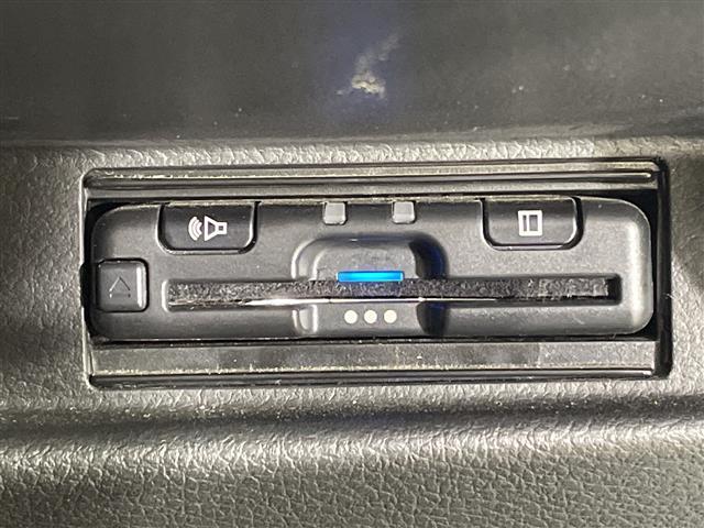 アルト Ｓ　デュアルセンサーブレーキサポート　社外７インチＳＤナビ　シートヒーター　バックカメラ　ＥＴＣ　ＢＳＭ　アイドリングストップ　オートライト　電動格納ミラー　フロアマット　スペアキー　取扱説明書　保証書（4枚目）