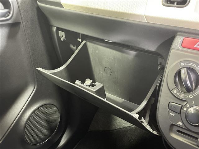 アルト Ｓ　デュアルセンサーブレーキサポート　社外７インチＳＤナビ　シートヒーター　バックカメラ　ＥＴＣ　ＢＳＭ　アイドリングストップ　オートライト　電動格納ミラー　フロアマット　スペアキー　取扱説明書　保証書（18枚目）