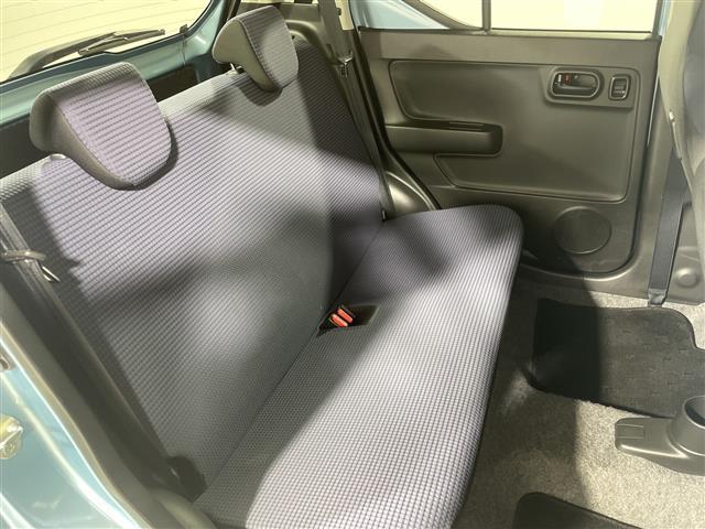 アルト Ｓ　デュアルセンサーブレーキサポート　社外７インチＳＤナビ　シートヒーター　バックカメラ　ＥＴＣ　ＢＳＭ　アイドリングストップ　オートライト　電動格納ミラー　フロアマット　スペアキー　取扱説明書　保証書（23枚目）