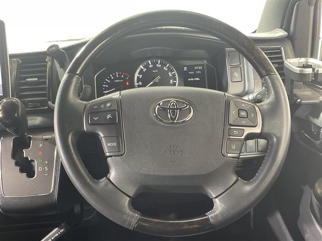 ハイエースバン 　ＡＬＰＩＮＥ１１インチナビ　ＴＲＤバンパーフォグ　ＴＲＤマットガード　ワンオーナー　ドラレコ前後　デジタルインナーミラー　バックカメラ　ハーフレザーシート　スペアキー　フロアマット　社外ＡＷ　禁煙車（9枚目）