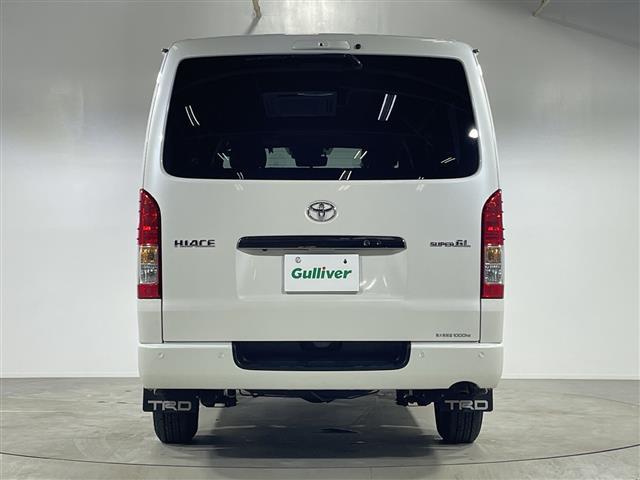 ハイエースバン 　ＡＬＰＩＮＥ１１インチナビ　ＴＲＤバンパーフォグ　ＴＲＤマットガード　ワンオーナー　ドラレコ前後　デジタルインナーミラー　バックカメラ　ハーフレザーシート　スペアキー　フロアマット　社外ＡＷ　禁煙車（35枚目）