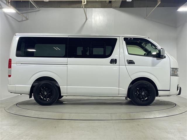 ハイエースバン 　ＡＬＰＩＮＥ１１インチナビ　ＴＲＤバンパーフォグ　ＴＲＤマットガード　ワンオーナー　ドラレコ前後　デジタルインナーミラー　バックカメラ　ハーフレザーシート　スペアキー　フロアマット　社外ＡＷ　禁煙車（37枚目）