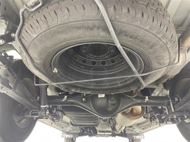 ハイエースバン 　ＡＬＰＩＮＥ１１インチナビ　ＴＲＤバンパーフォグ　ＴＲＤマットガード　ワンオーナー　ドラレコ前後　デジタルインナーミラー　バックカメラ　ハーフレザーシート　スペアキー　フロアマット　社外ＡＷ　禁煙車（43枚目）