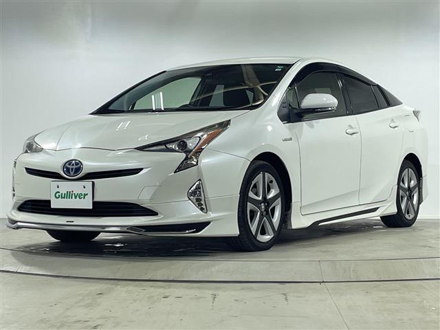 プリウス Ｓツーリングセレクション　純正７型ナビ　Ｂカメラ　モデリスタエアロ　合皮シート　シートヒーター　トヨタセーフティセンスＰ　ＥＴＣ　ＬＥＤ　フォグランプ　スマートキー　純１７ＡＷ　追従クルコン　ＬＤＡ　ＰＣＳ　マット　スペアキー（32枚目）