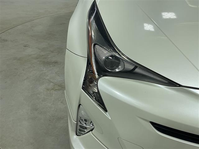 プリウス Ｓツーリングセレクション　純正７型ナビ　Ｂカメラ　モデリスタエアロ　合皮シート　シートヒーター　トヨタセーフティセンスＰ　ＥＴＣ　ＬＥＤ　フォグランプ　スマートキー　純１７ＡＷ　追従クルコン　ＬＤＡ　ＰＣＳ　マット　スペアキー（38枚目）
