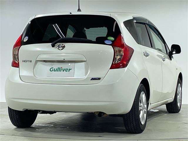 ノート メダリスト　純正７インチナビ　アラウンドビューモニター　ハーフレザーシート　フロアマット　フォグランプ　オートライト　電動格納ミラー　スマートキー　純正１４インチＡＷ　　プッシュスタート　Ｂｌｕｅｔｏｏｔｈ（35枚目）