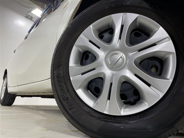 ノート メダリスト　純正７インチナビ　アラウンドビューモニター　ハーフレザーシート　フロアマット　フォグランプ　オートライト　電動格納ミラー　スマートキー　純正１４インチＡＷ　　プッシュスタート　Ｂｌｕｅｔｏｏｔｈ（39枚目）