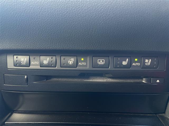 ＥＳ ＥＳ３００ｈ　Ｆスポーツ　純正１２．３インチナビ　セーフティシステムプラス　ＴＲＤエアロ　ＴＲＤマフラー　サンルーフ　デジタルインナーミラー　ドラレコ　ＢＳＭ　ＥＴＣ　ＬＥＤ　ヘッドアップディスプレイ　メモリー付きパワーシート（7枚目）