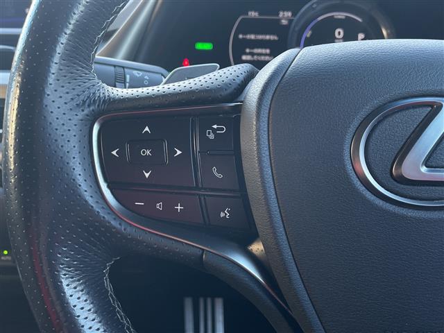 ＥＳ ＥＳ３００ｈ　Ｆスポーツ　純正１２．３インチナビ　セーフティシステムプラス　ＴＲＤエアロ　ＴＲＤマフラー　サンルーフ　デジタルインナーミラー　ドラレコ　ＢＳＭ　ＥＴＣ　ＬＥＤ　ヘッドアップディスプレイ　メモリー付きパワーシート（12枚目）