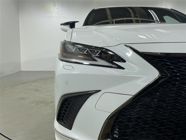 ＥＳ ＥＳ３００ｈ　Ｆスポーツ　純正１２．３インチナビ　セーフティシステムプラス　ＴＲＤエアロ　ＴＲＤマフラー　サンルーフ　デジタルインナーミラー　ドラレコ　ＢＳＭ　ＥＴＣ　ＬＥＤ　ヘッドアップディスプレイ　メモリー付きパワーシート（39枚目）