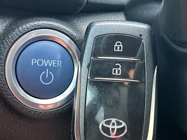 アクア GRスポーツ 純正10.5DA ナビ 全方位カメラ BSM LED ETC2.0 フルセグ 専用ハーフレザー 専用ステアリング ドラレコ セーフティセンス 追従クルコン 純正17AW フォグ スマートキー(22枚目)