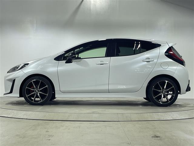 アクア GRスポーツ 純正10.5DA ナビ 全方位カメラ BSM LED ETC2.0 フルセグ 専用ハーフレザー 専用ステアリング ドラレコ セーフティセンス 追従クルコン 純正17AW フォグ スマートキー(33枚目)